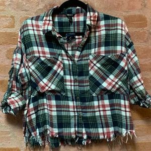 Distressed - Cropped Flannel.